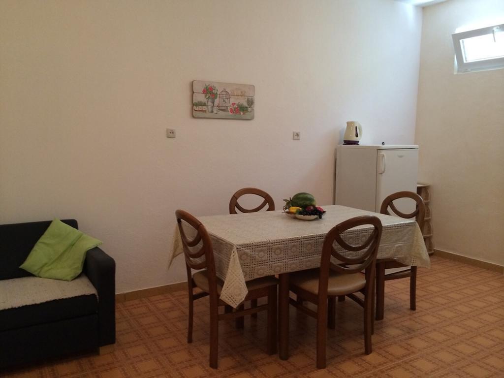 Apartments Leut Drasnice Quarto foto
